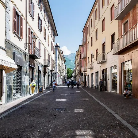 Cavour 34 Downtown Apartment Lecco